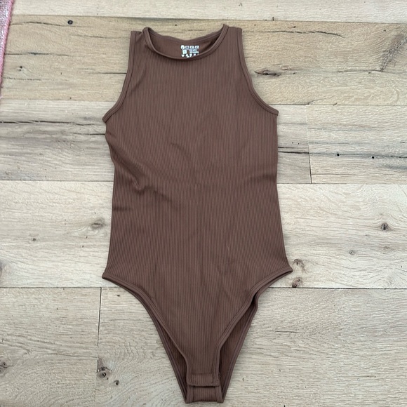 New & never worn bodysuit from Amazon - Picture 2 of 4